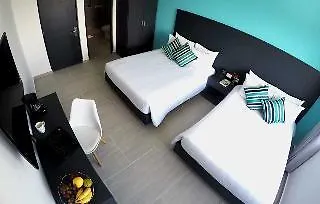 Hotel V10 신데 델 카르멘